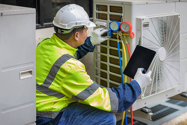 Professional Hvac technician working in Ambler, PA